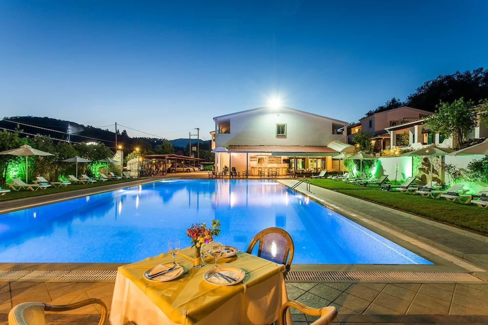 Paradise Inn Liapades Corfu Экстерьер фото