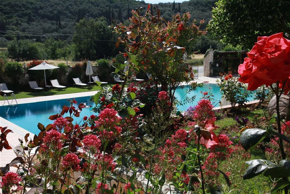 Paradise Inn Liapades Corfu Экстерьер фото