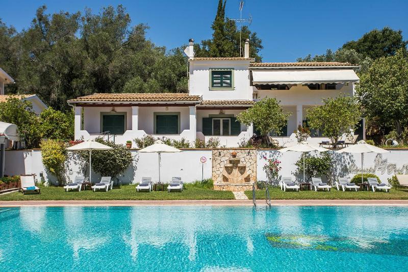 Paradise Inn Liapades Corfu Экстерьер фото